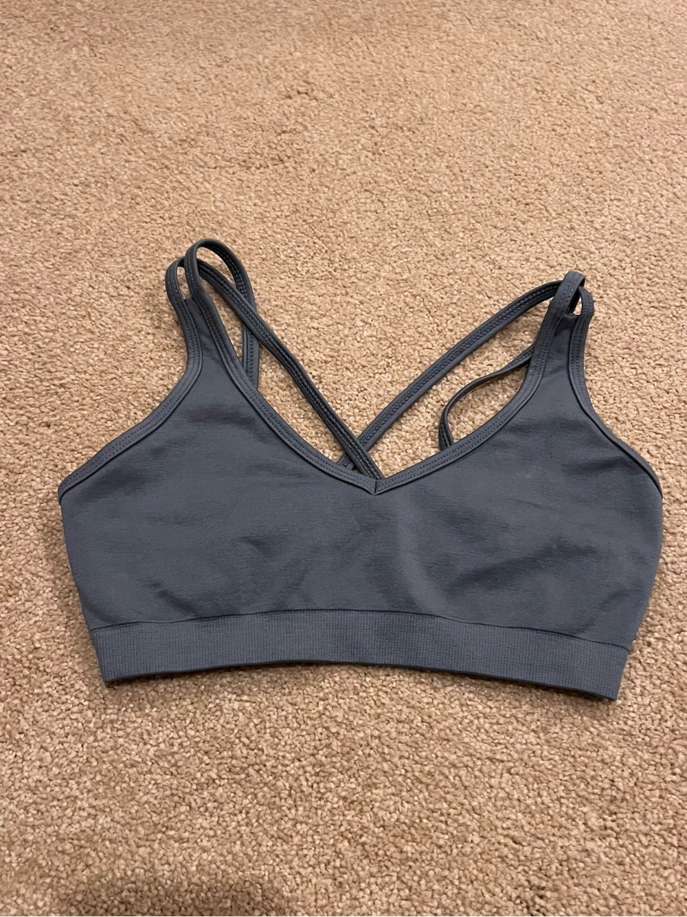 Alphalete grey strappy sports bra